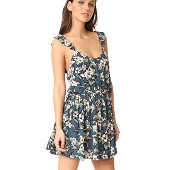 Free People Dresses & Skirts - Free People Sexy Floral Swingy Blue Mini Dress